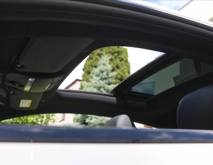 Mercedes-Benz Třídy E Kupé 2,9 l 250 kw