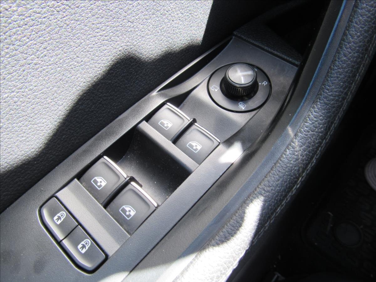 Škoda Superb Kombi 2,0 l 140 kw