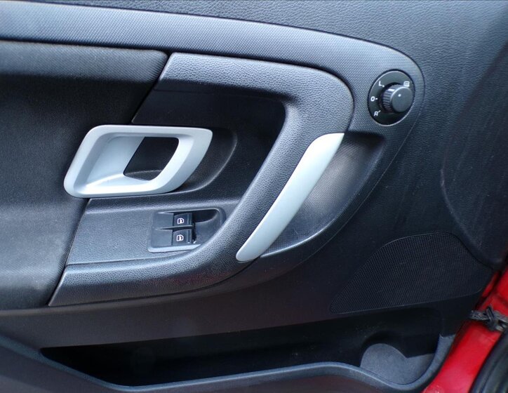 Škoda Roomster Kombi 1,4 l 63 kw