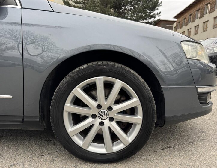 Volkswagen Passat Kombi 2,0 l 103 kw