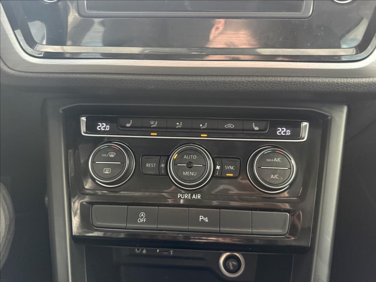 Volkswagen Touran Kombi 1,2 l 81 kw