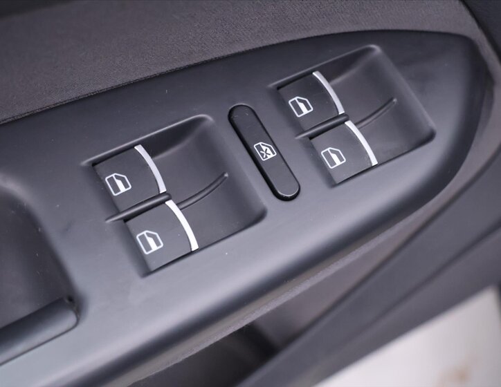 Volkswagen Touran MPV 1,4 l 103 kw