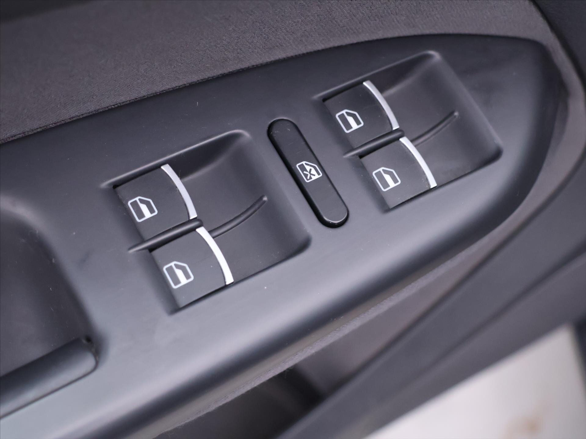 Volkswagen Touran MPV 1,4 l 103 kw