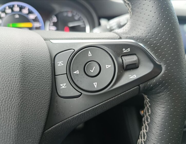 Opel Astra Hatchback 1,2 l 96 kw