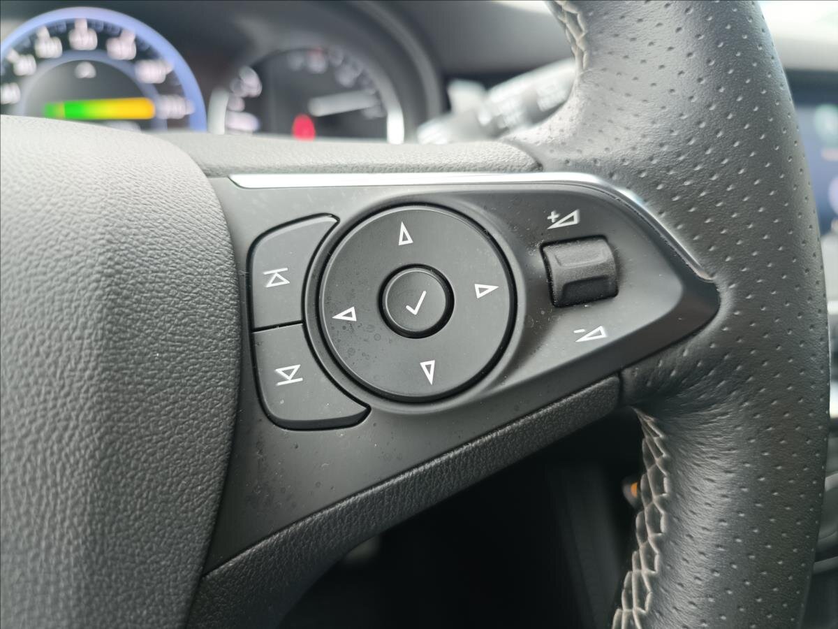 Opel Astra Hatchback 1,2 l 96 kw