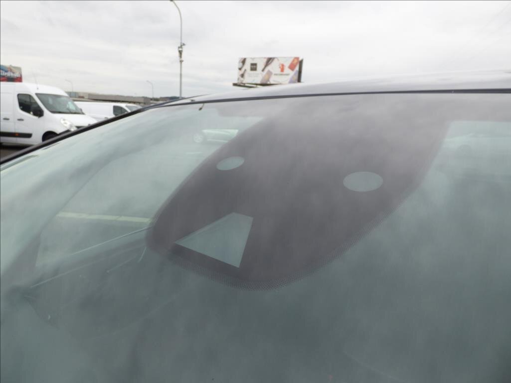 Ford S-MAX MPV 2,0 l 110 kw