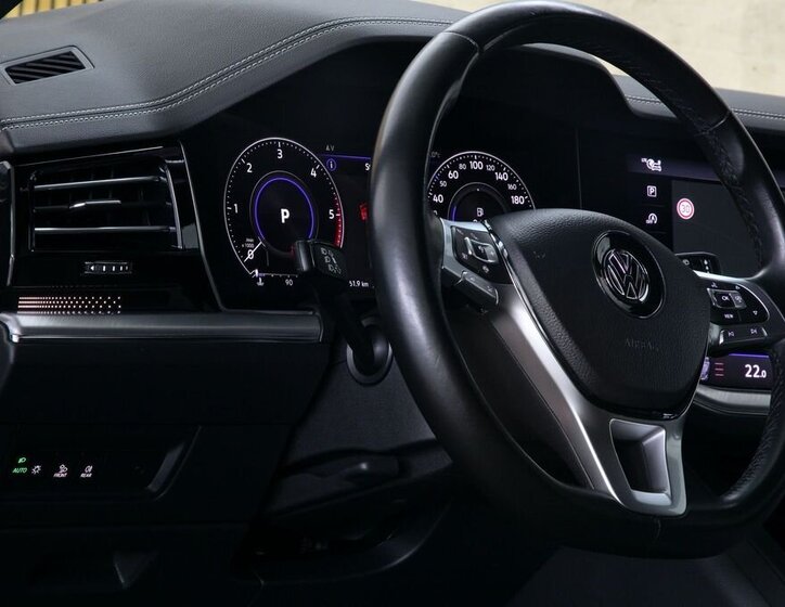 Volkswagen Touareg 15