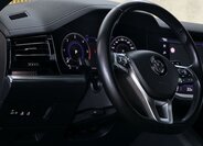 Volkswagen Touareg 15