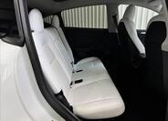 Tesla Model Y 30