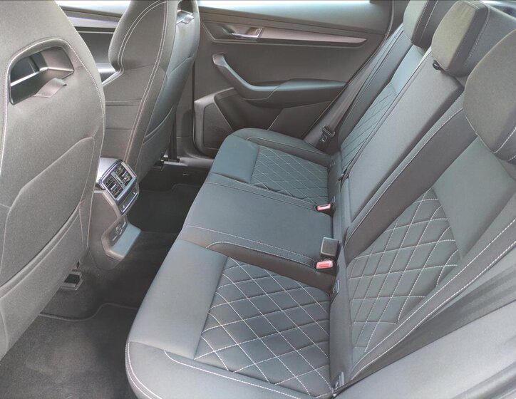 Škoda Karoq SUV / Terénní 2,0 l 110 kw