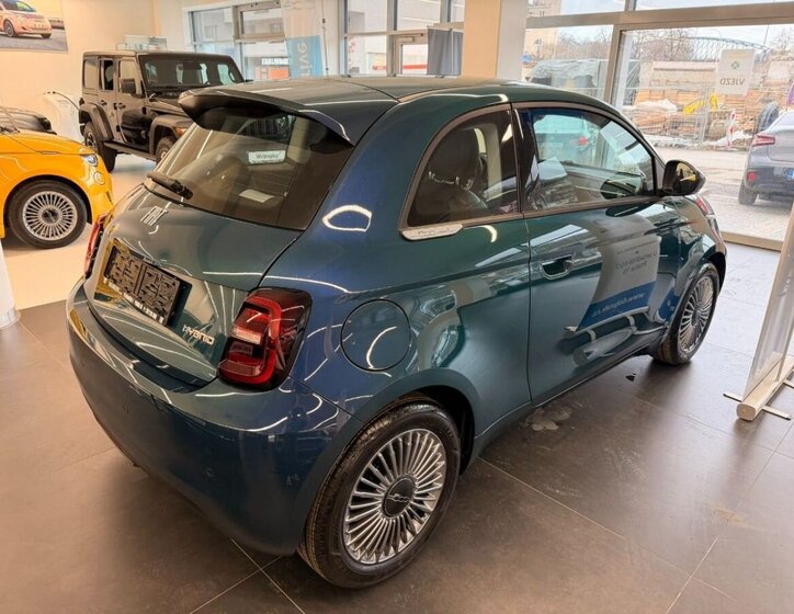 Fiat 500 Hatchback 999,0 48 kw