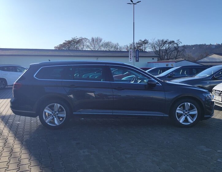 Volkswagen Passat Kombi 2,0 l 110 kw