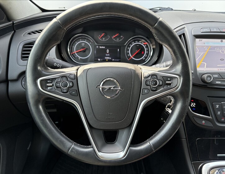 Opel Insignia 10