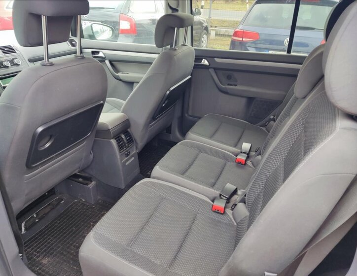 Volkswagen Touran Kombi 2,0 l 103 kw