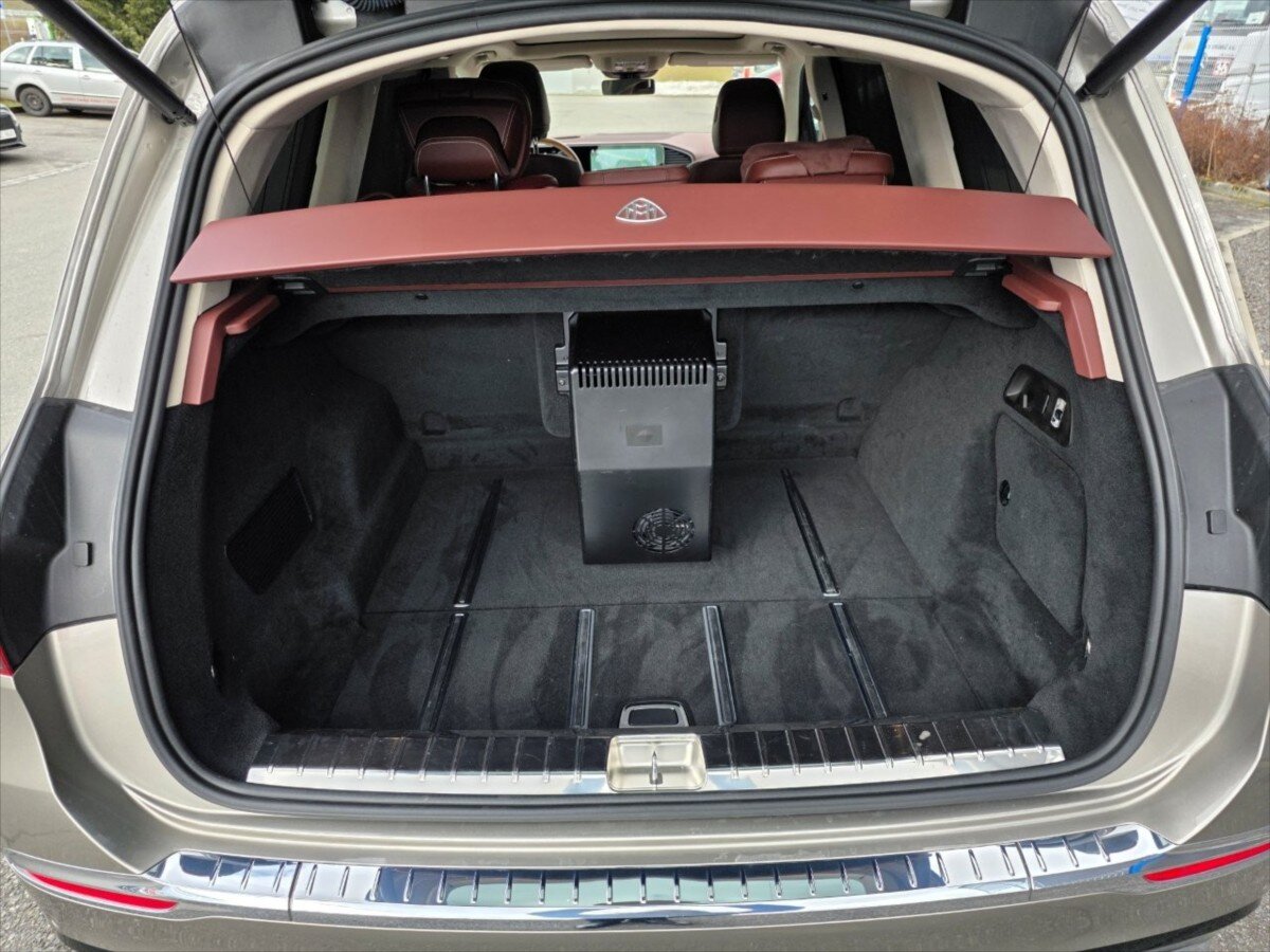 Mercedes-Benz GLS SUV 4,0 l 410 kw