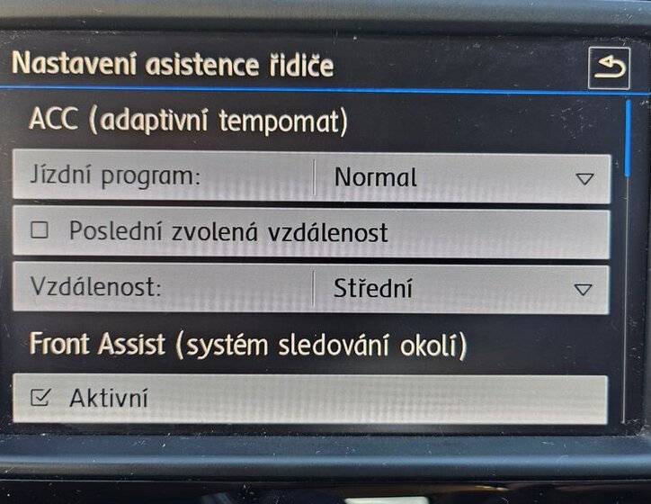 Volkswagen Passat Kombi 1,6 l 88 kw