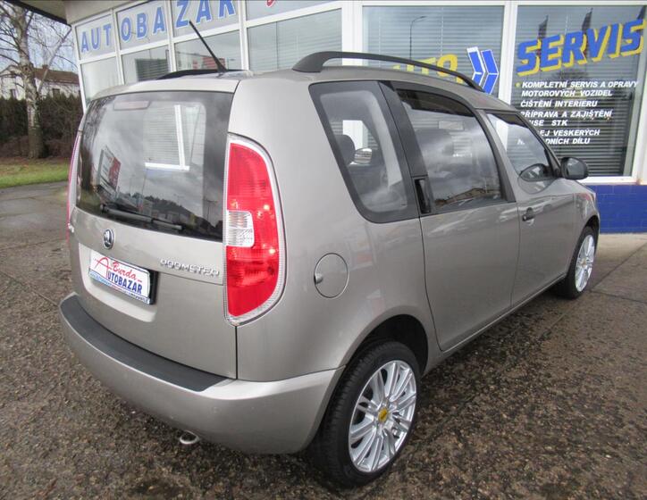 Škoda Roomster 4