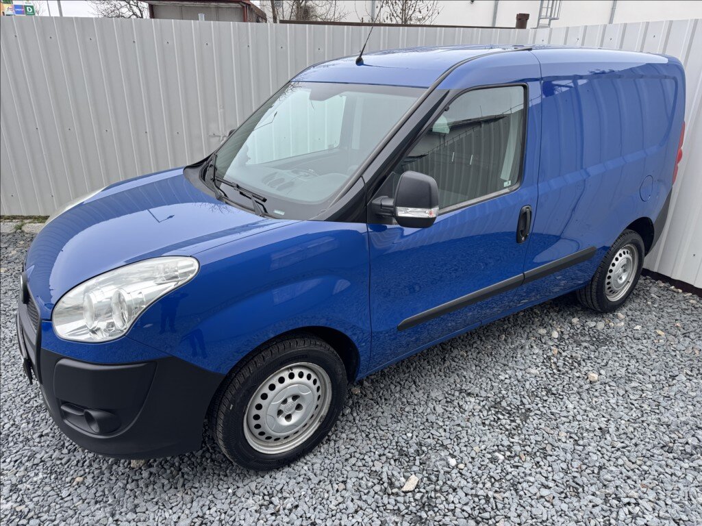 Fiat Dobló cargo Skříň 1,4 l 70 kw