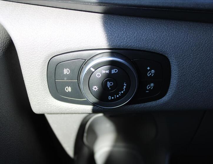 Ford Transit Custom 22