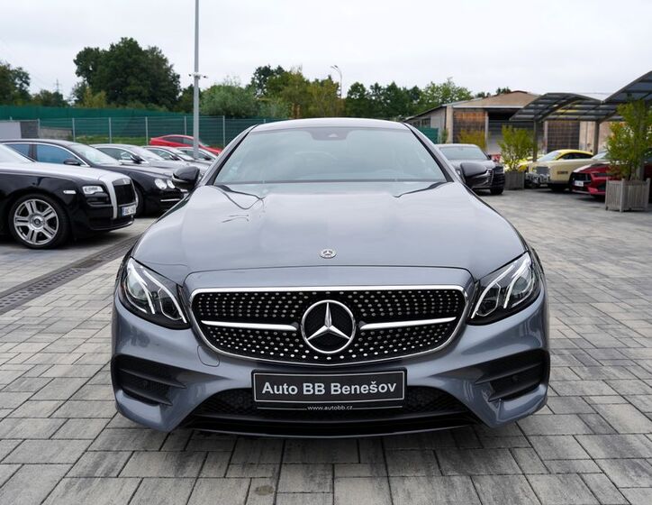 Mercedes-Benz Třídy E 1