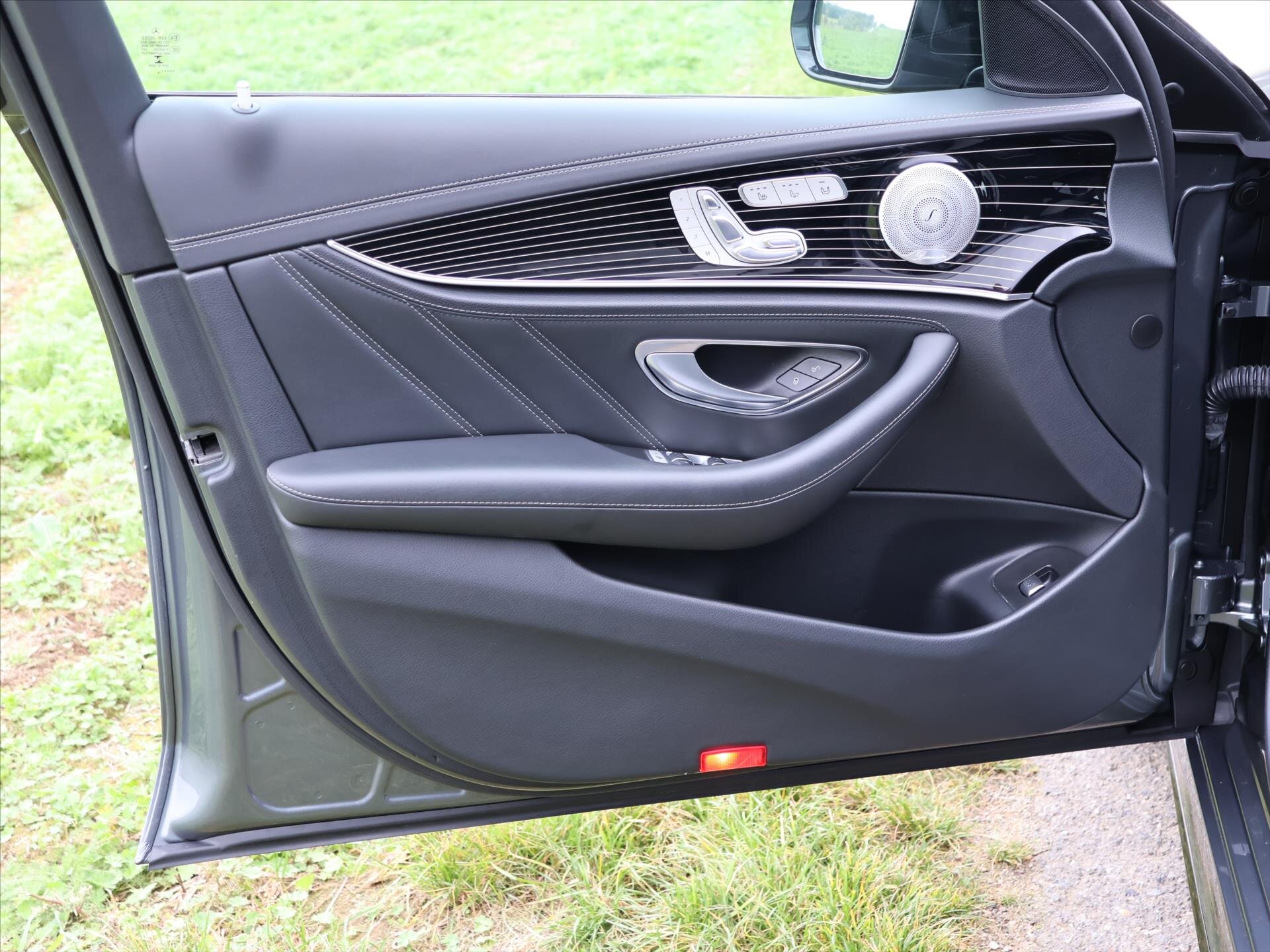 Mercedes-Benz Třídy E Sedan 4,0 l 450 kw