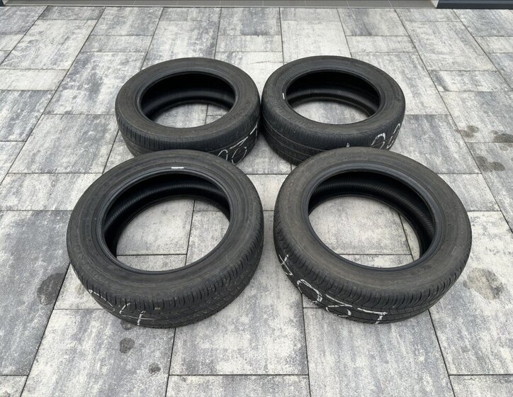 Toyota Corolla Kombi 1,2 l 85 kw