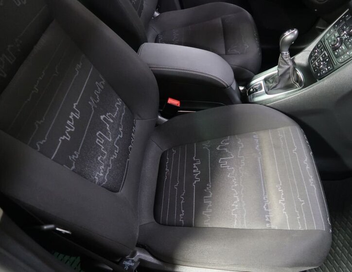 Opel Meriva MPV 1,4 l 88 kw