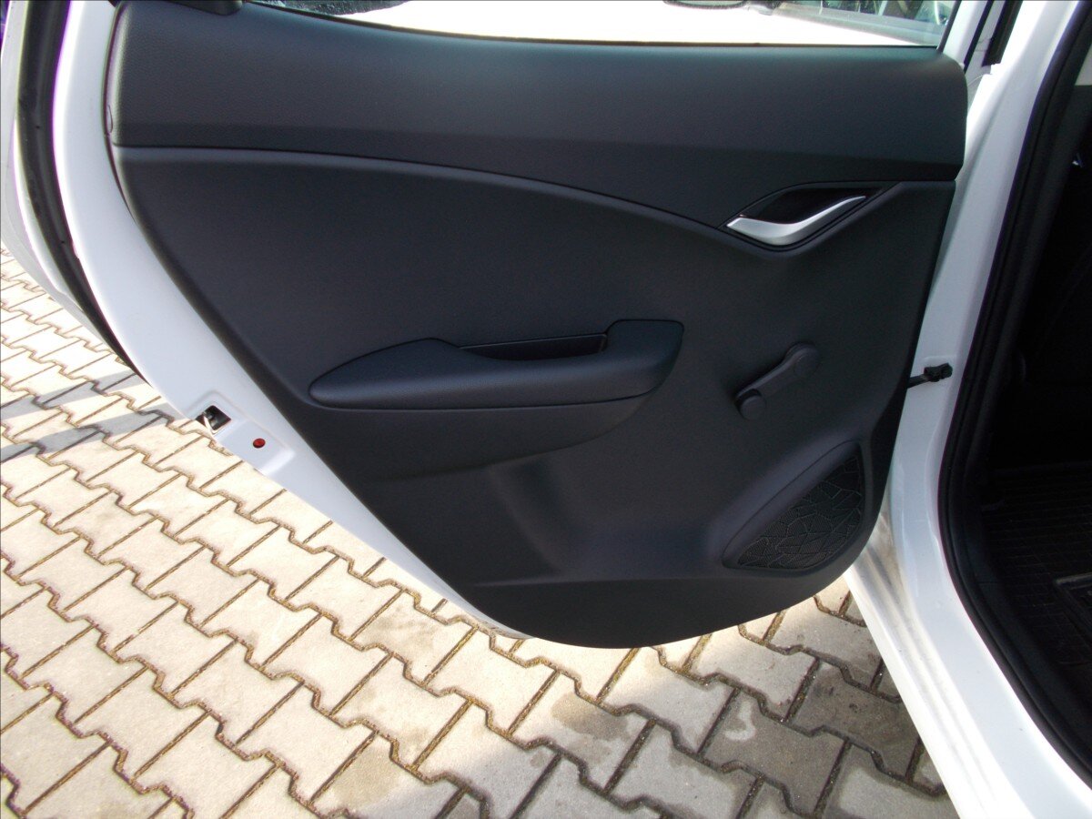 Hyundai ix20 MPV 1,6 l 91 kw