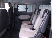 Ford Tourneo Custom 16