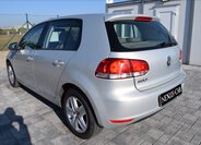 Volkswagen Golf Kombi 1,6 l 66 kw