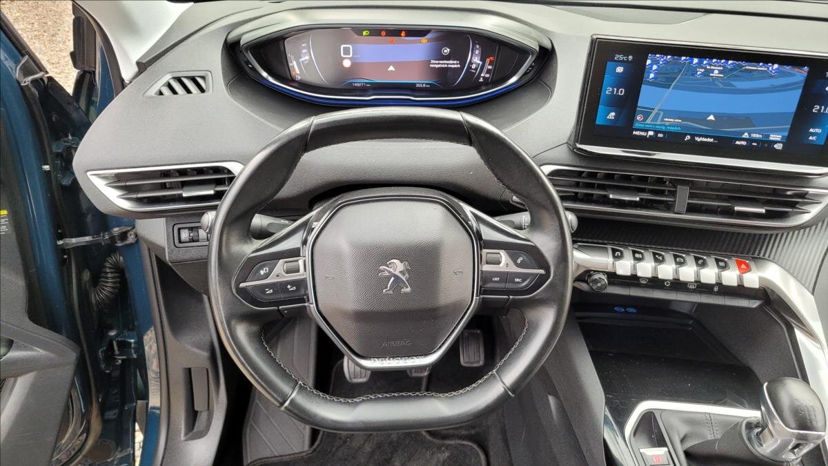 Peugeot 3008 SUV / Terénní 1,5 l 96 kw