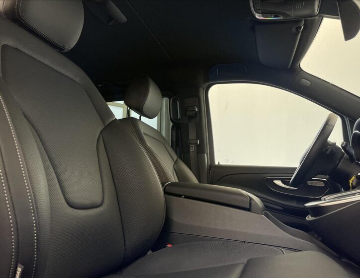 Mercedes-Benz Třídy V MPV 2,0 l 174 kw