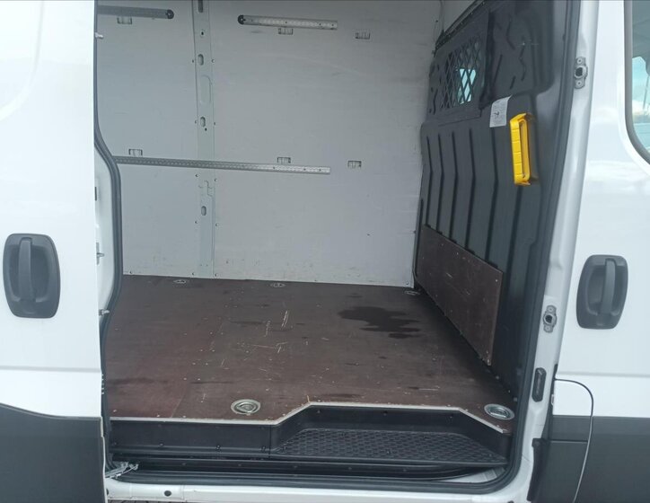 Iveco Daily 9