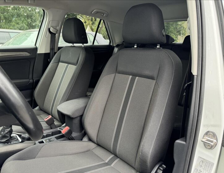 Volkswagen T-Roc Hatchback 2,0 l 110 kw