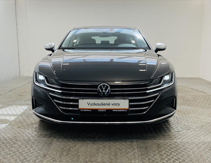 Volkswagen Arteon Liftback 2,0 l 140 kw