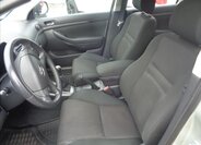 Toyota Avensis Kombi 2,0 l 108 kw