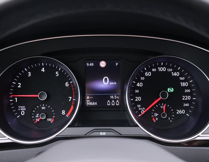 Volkswagen Passat Kombi 2,0 l 206 kw