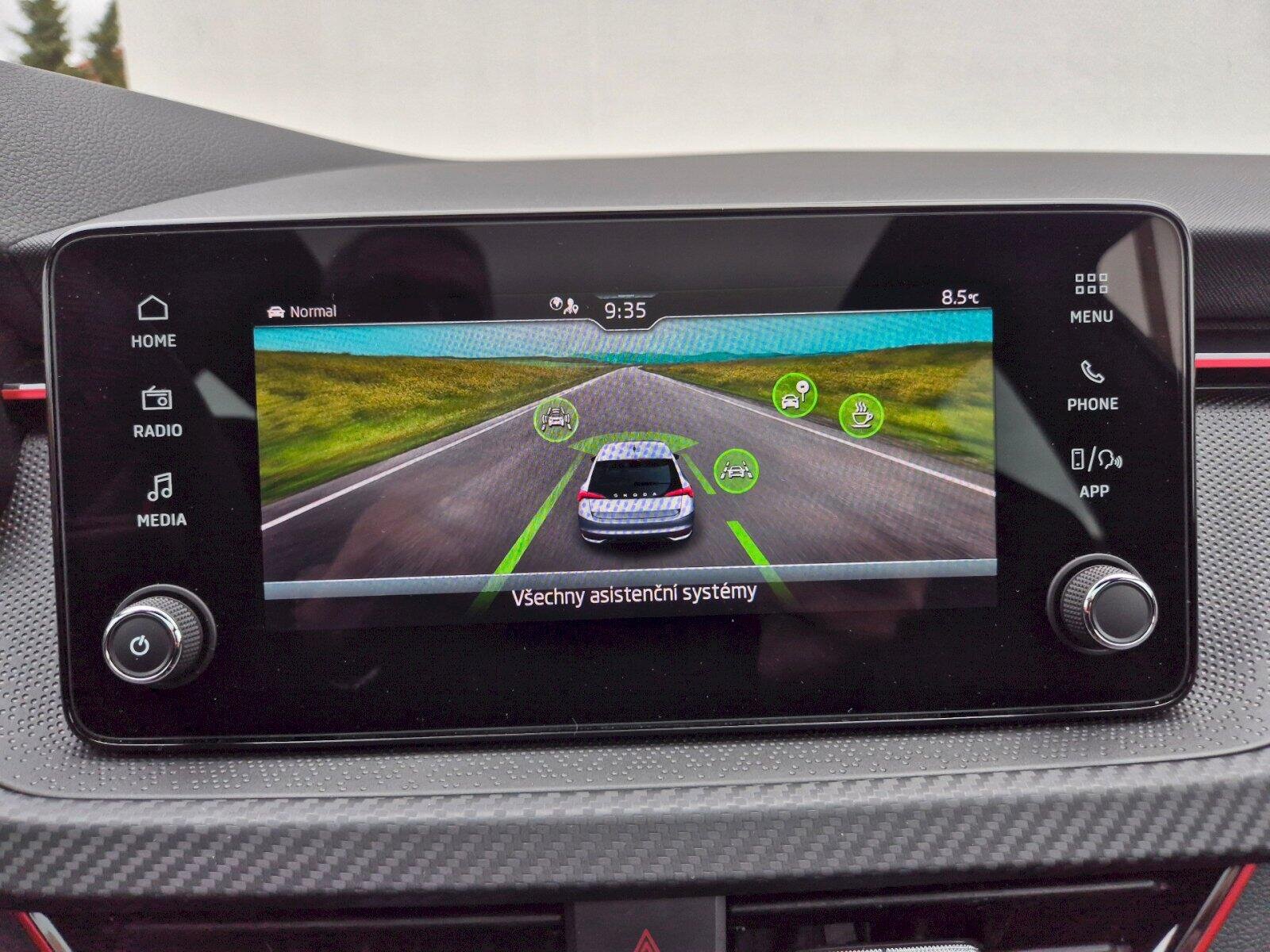 Škoda Scala Hatchback 1,0 l 85 kw