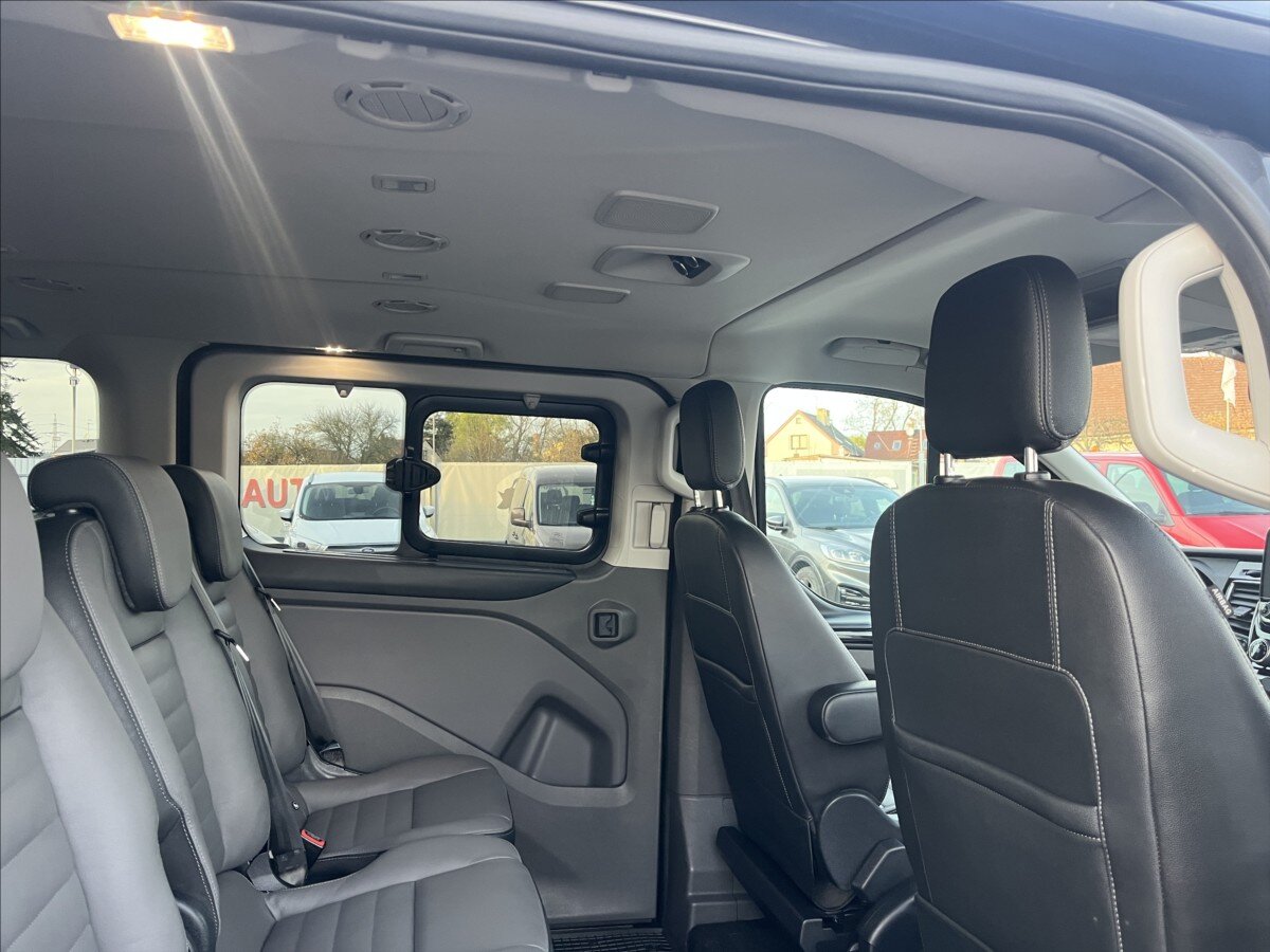 Ford Tourneo Custom Kombi 2,0 l 136 kw