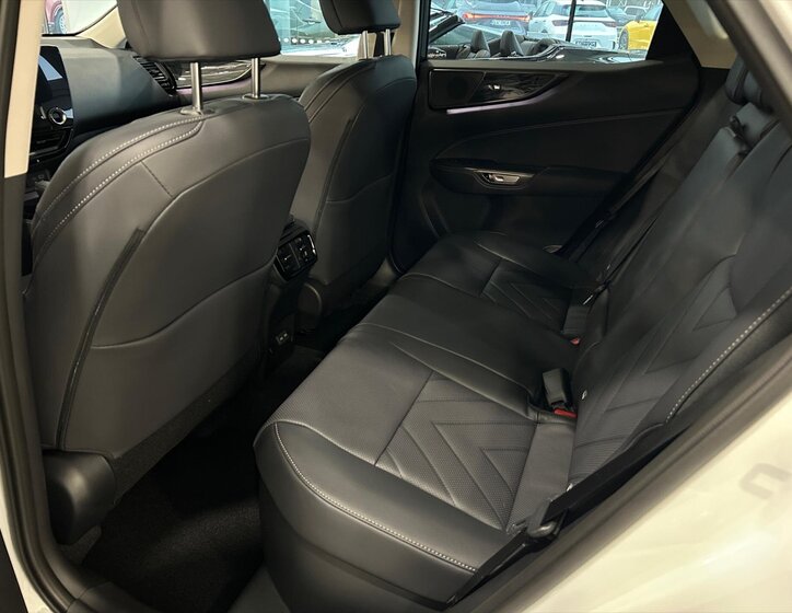 Lexus NX 350h SUV 2,5 l 179 kw