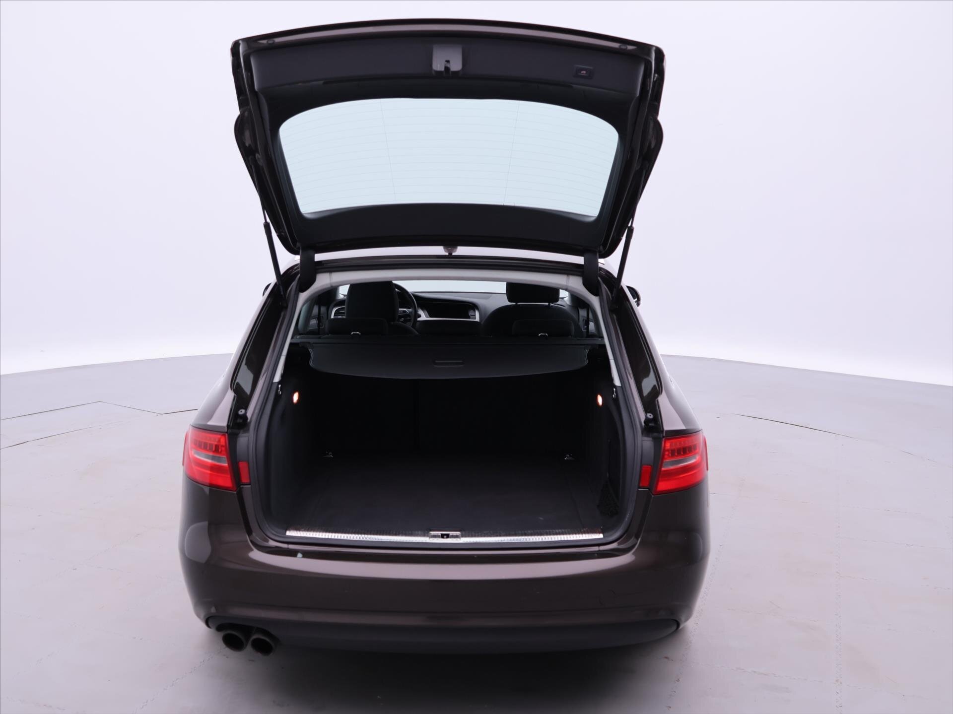 Audi A4 Kombi 2,0 l 110 kw