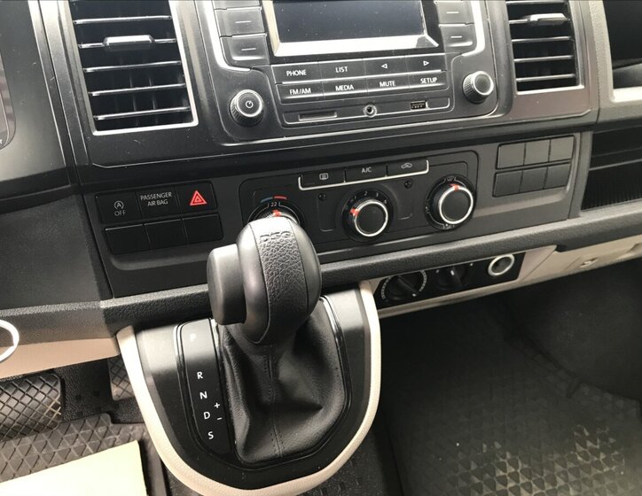 Volkswagen Transporter Kombi 2,0 l 110 kw