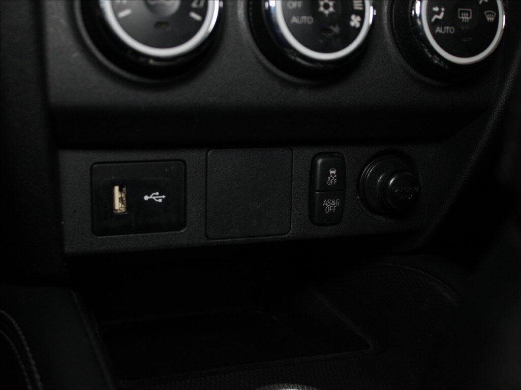 Mitsubishi ASX SUV / Terénní 1,6 l 86 kw