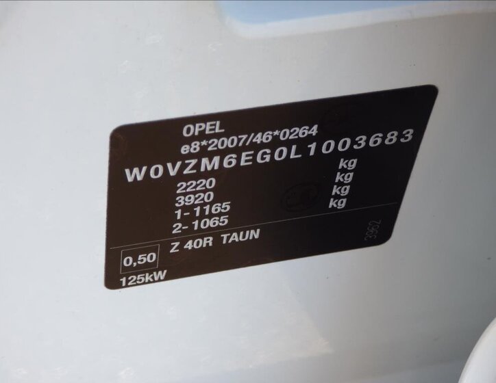 Opel Insignia Hatchback 2,0 l 125 kw