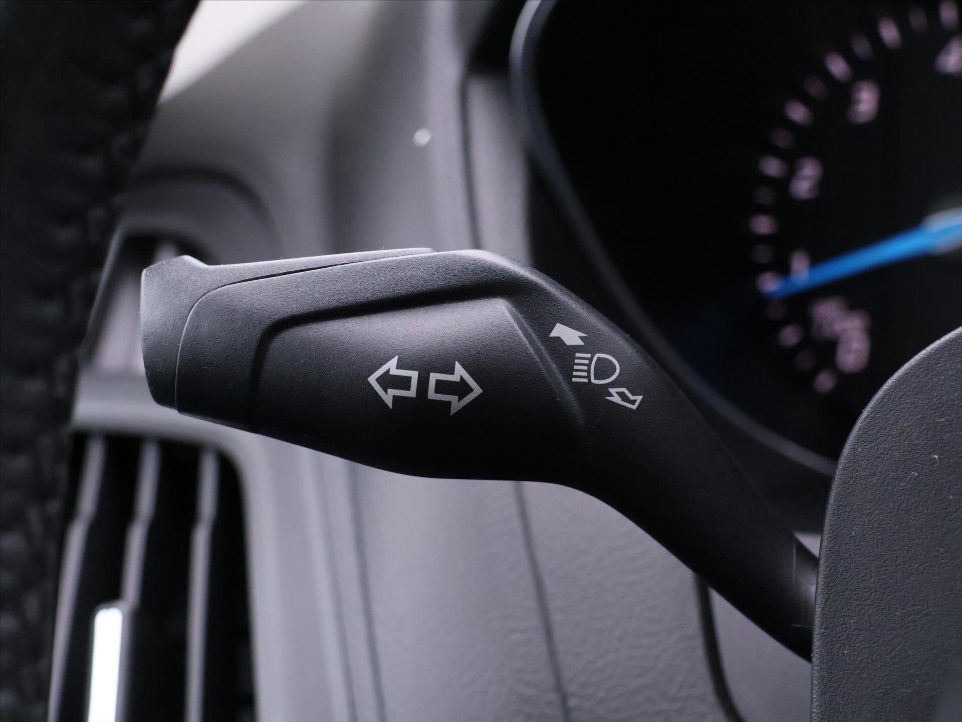 Ford Focus Kombi 998,0 74 kw