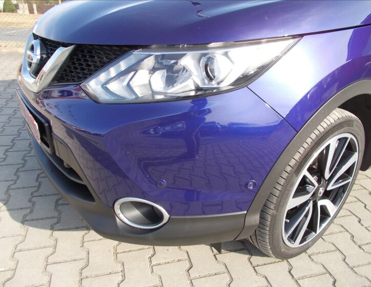 Nissan Qashqai SUV / Terénní 1,6 l 120 kw