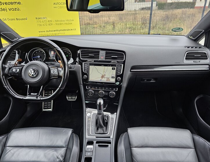 Volkswagen Golf Sportsvan Kombi 2,0 l 221 kw