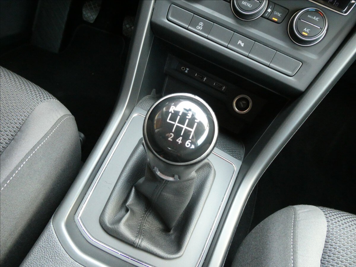 Volkswagen Touran MPV 1,2 l 81 kw