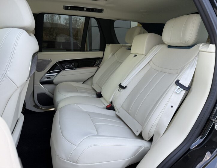 Land Rover Range Rover SUV / Terénní 4,4 l 390 kw