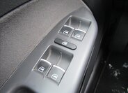 Volkswagen Touran Kombi 1,2 l 77 kw